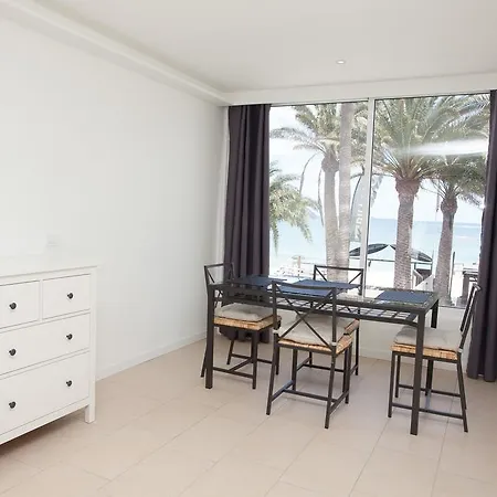 Billabong Beach Apartment *
