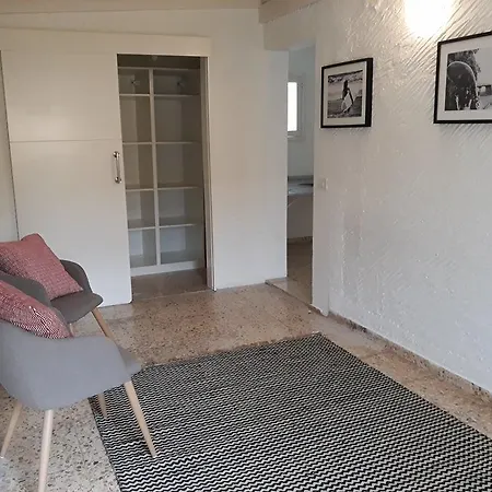 Billabong Beach Apartment *